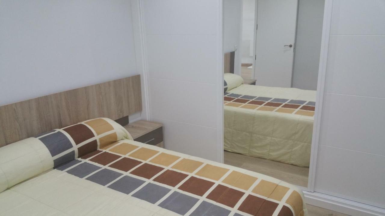 Apartamentos La Vaguada Suites Madrid Dış mekan fotoğraf
