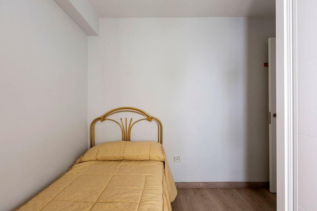 Apartamentos La Vaguada Suites Madrid Dış mekan fotoğraf